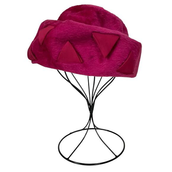 Vintage Gwen Pennington Hat Pink Faux Fur Fluffy Pillbox w/ Triangular Details - Picture 1 of 12
